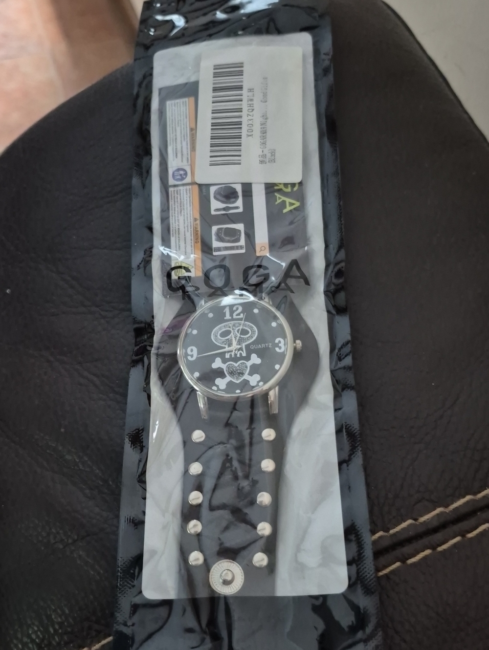 FUN Unisex Goth Black Skull Heart Cuff Watch - Picture 8 of 8